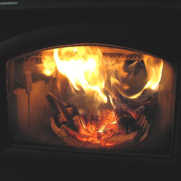 Poêle à bois acier Halden 6 kW